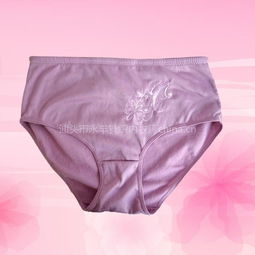 供應(yīng)純棉無縫三角內(nèi)褲圖片大全 汕頭市永豐針織內(nèi)衣廠